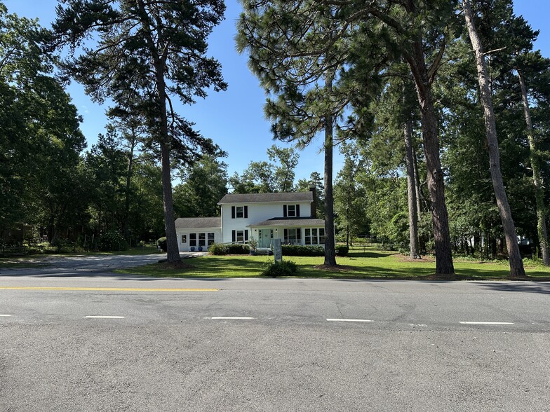 1301 Old Cherokee Rd, Lexington, SC for sale - Building Photo - Image 1 of 6
