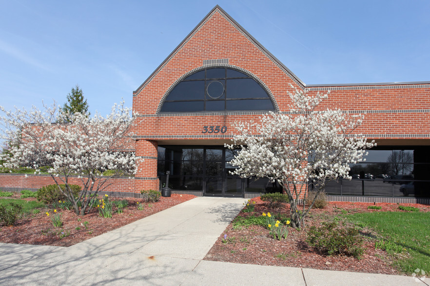 3350 Eagle Park Dr NE, Grand Rapids, MI for lease - Building Photo - Image 1 of 15