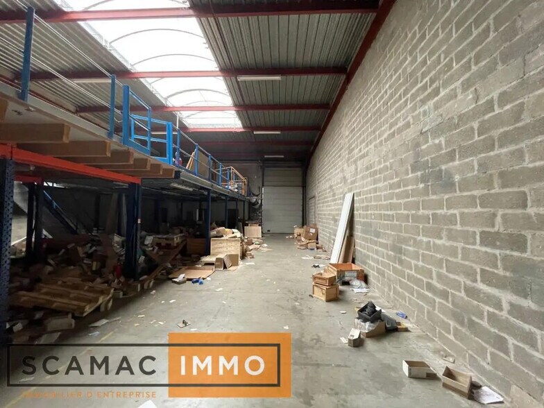 Office in Bondoufle for lease - Interior Photo - Image 3 of 5