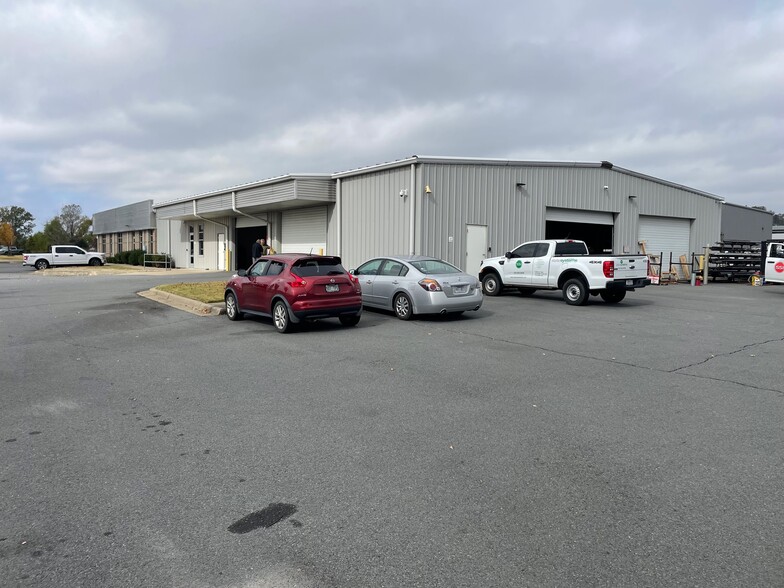 5200 Northshore Ln, North Little Rock, AR for lease - Building Photo - Image 3 of 5