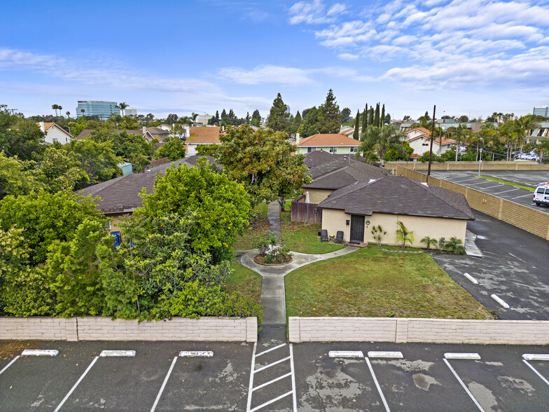 164 S Marks Way, Orange, CA for sale - Building Photo - Image 2 of 2