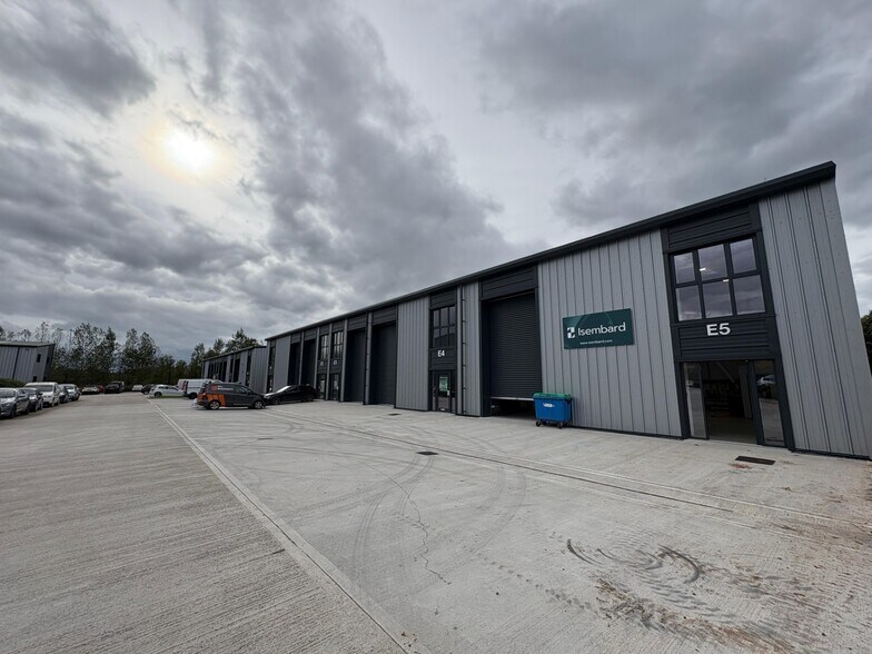 E1-E5 Exeter Rd, Bradninch for lease - Building Photo - Image 3 of 3