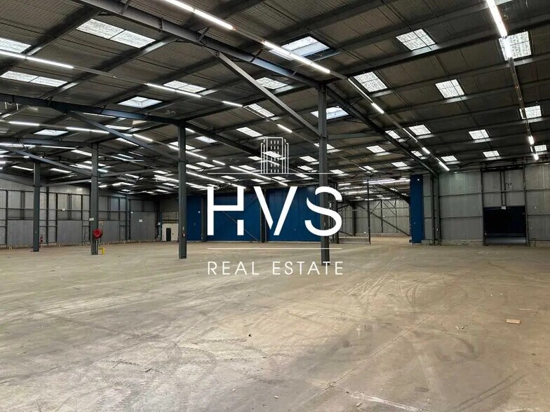 Office in Aix-en-Provence for lease - Interior Photo - Image 1 of 11