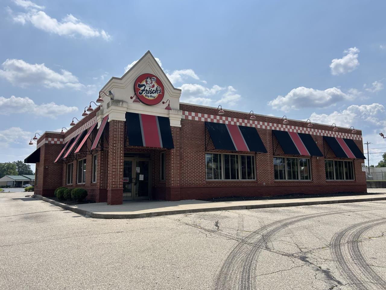 1575 W Galbraith Rd, Cincinnati, OH for sale Building Photo- Image 1 of 24