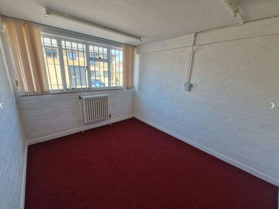 Northern Rd, Portsmouth for lease Interior Photo- Image 1 of 4