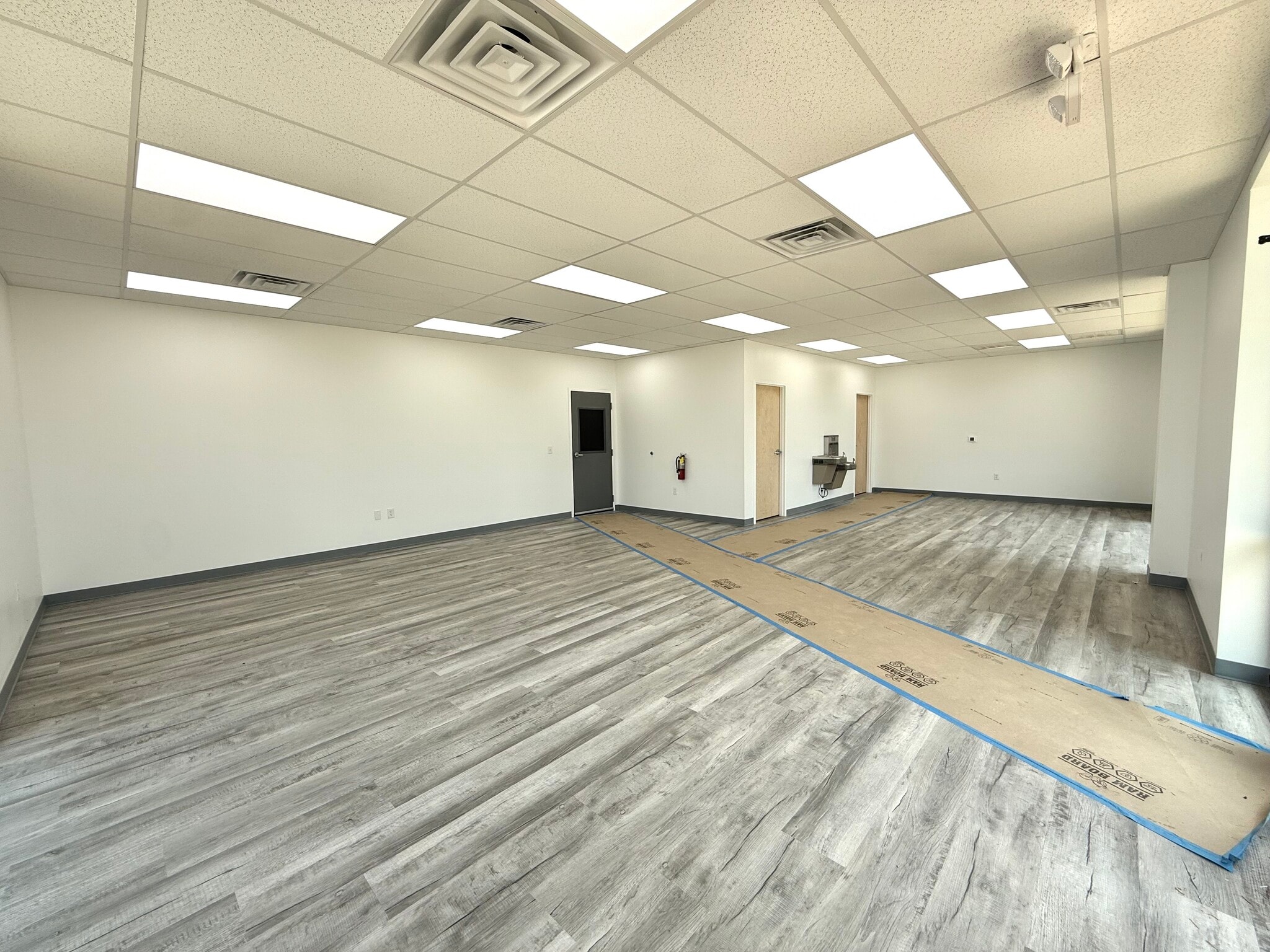 100 War Birds blvd, Spartanburg, SC for sale Interior Photo- Image 1 of 4