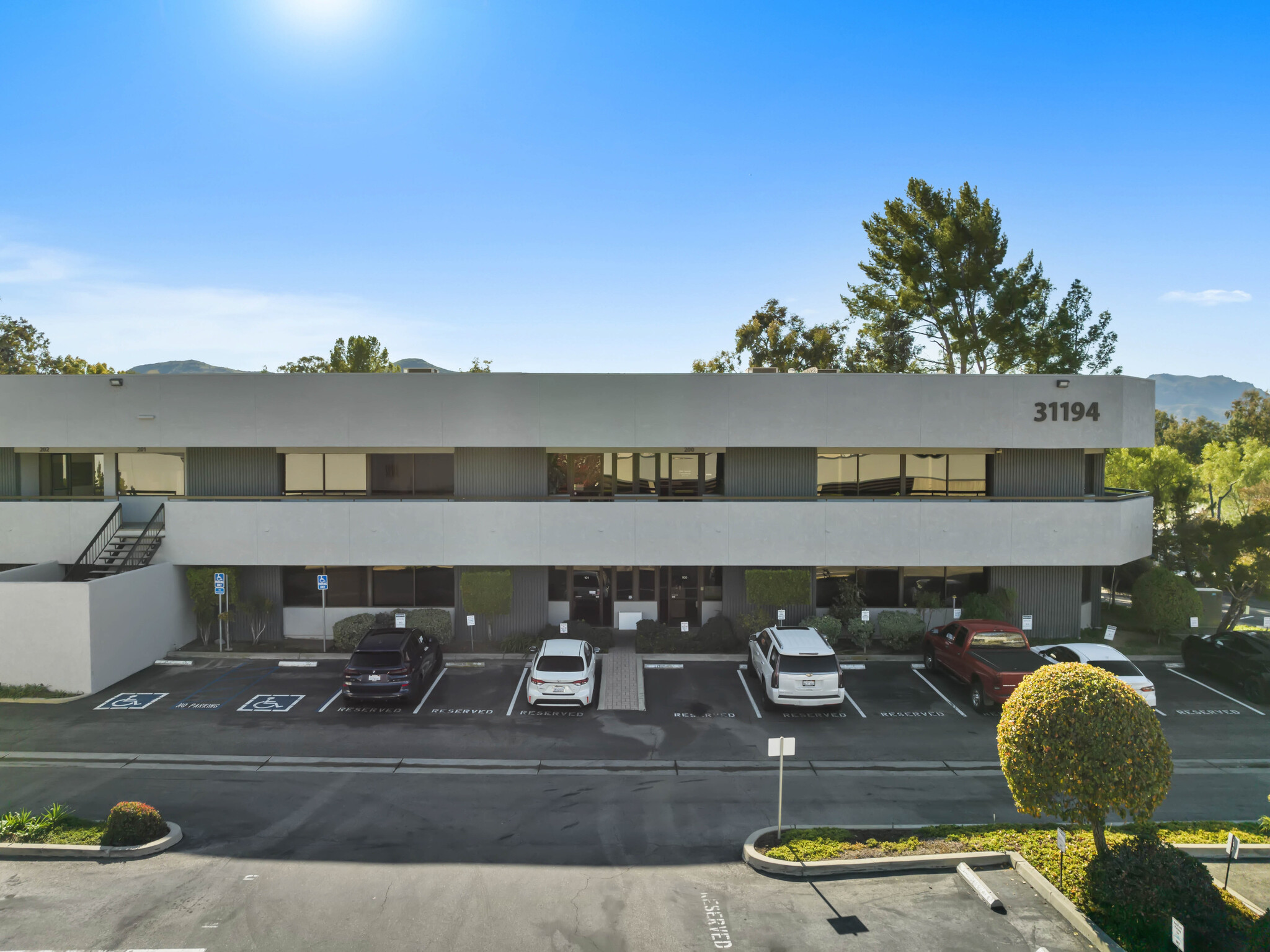 31194 La Baya Dr, Westlake Village, CA for sale Building Photo- Image 1 of 6