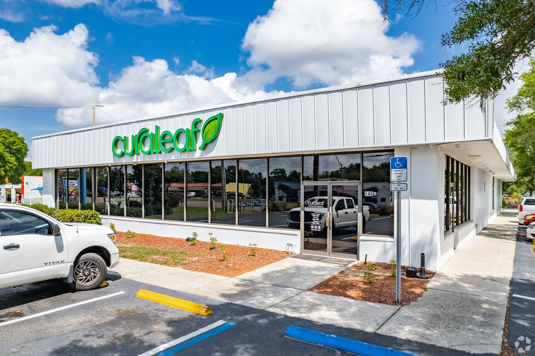 846 E Brandon Blvd, Brandon, FL for sale Primary Photo- Image 1 of 1