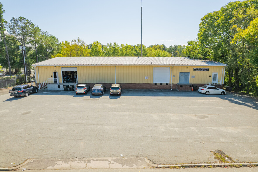 1910 E Pettigrew St, Durham, NC for lease - Primary Photo - Image 2 of 5