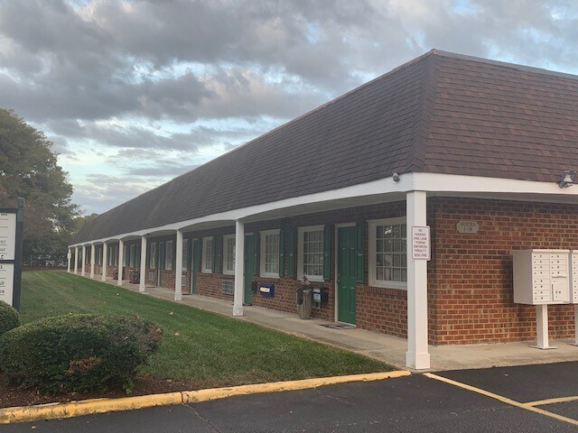 809 Live Oak Dr, Chesapeake, VA for sale Building Photo- Image 1 of 1