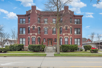 More details for 814 Center, Bay City, MI - Multifamily for Sale