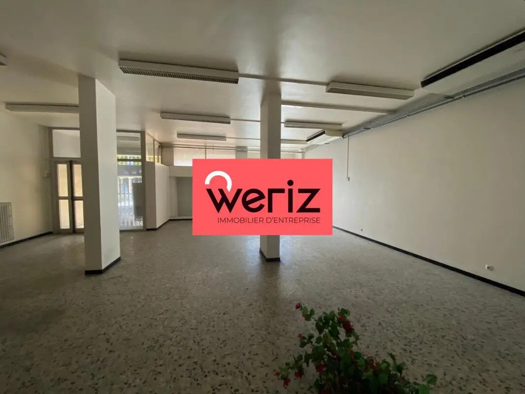 Flex in Marseille for lease Interior Photo- Image 1 of 15