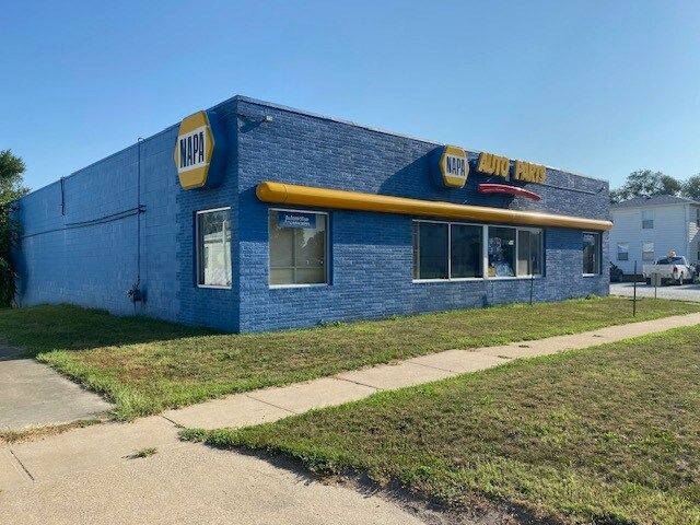 715 E Court Ave, Chariton, IA for sale - Primary Photo - Image 1 of 1