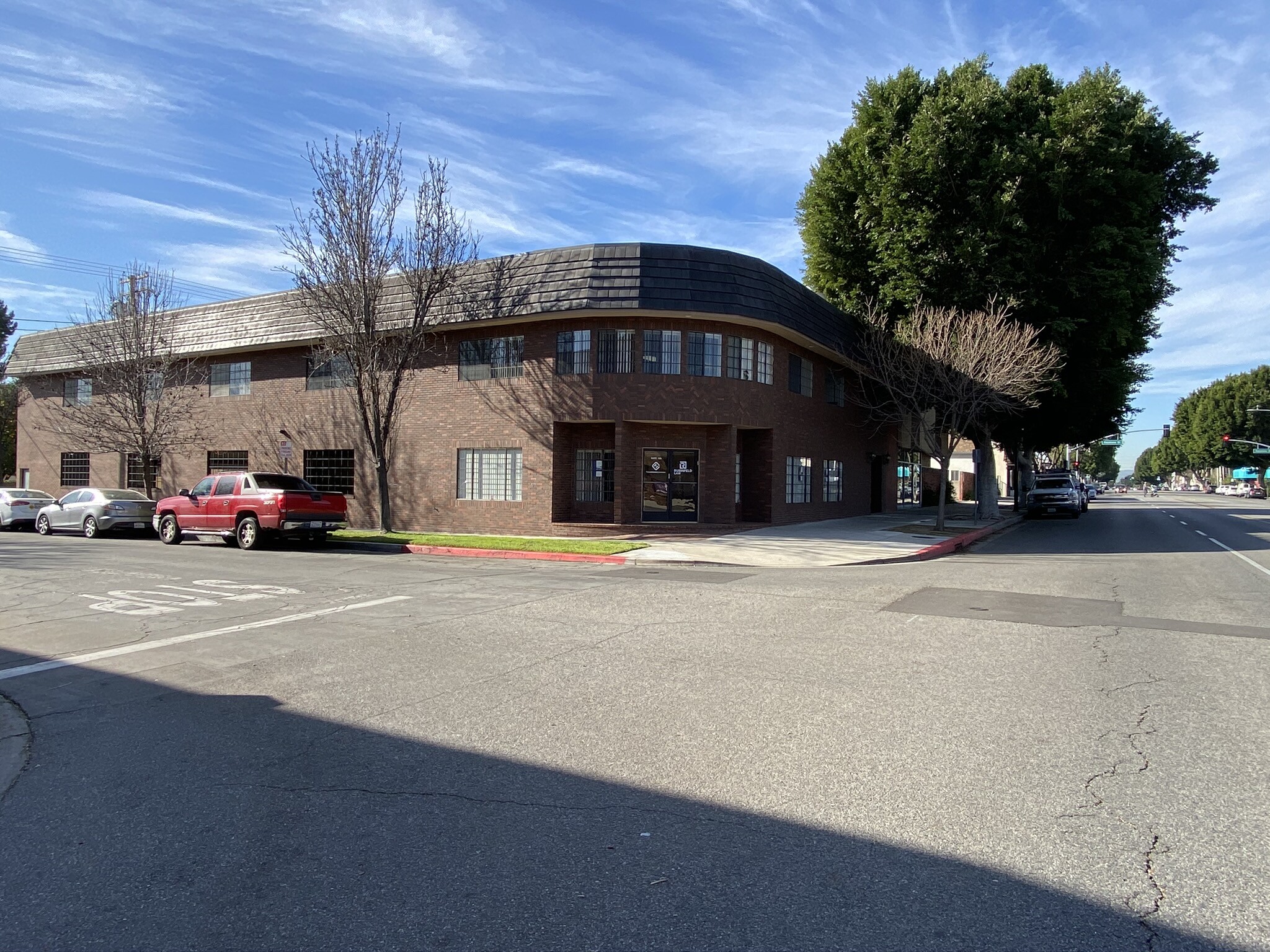 2000 W Magnolia Blvd, Burbank, CA for sale Building Photo- Image 1 of 1