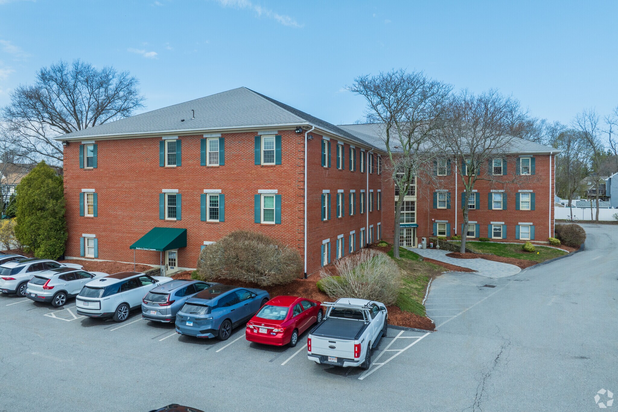 Office in Woburn, MA for sale Primary Photo- Image 1 of 1