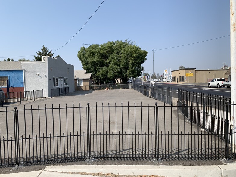 3142 Atchison St, Riverbank, CA for lease - Primary Photo - Image 3 of 8