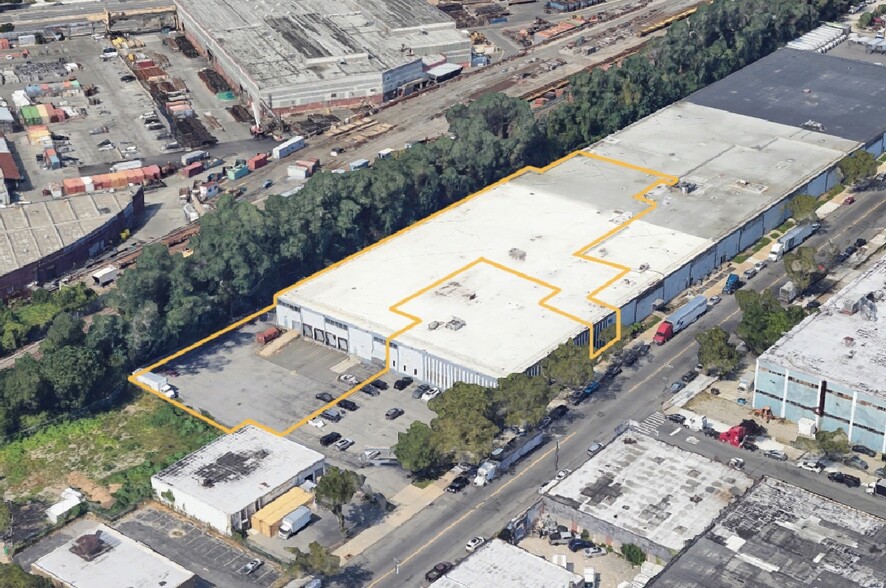 10101 Avenue D, Brooklyn, NY for lease - Building Photo - Image 1 of 6