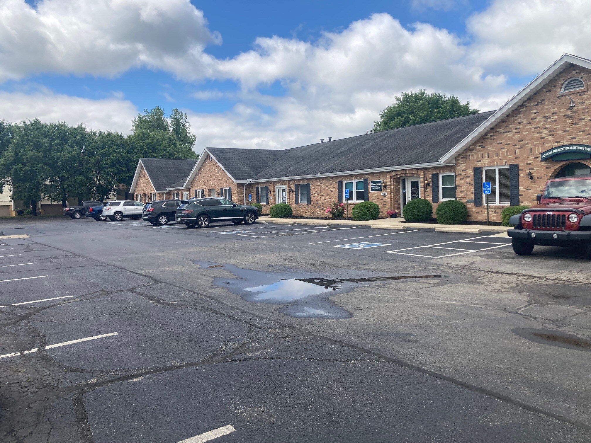 1117 E Home Rd, Springfield, OH 45503 Office for Sale