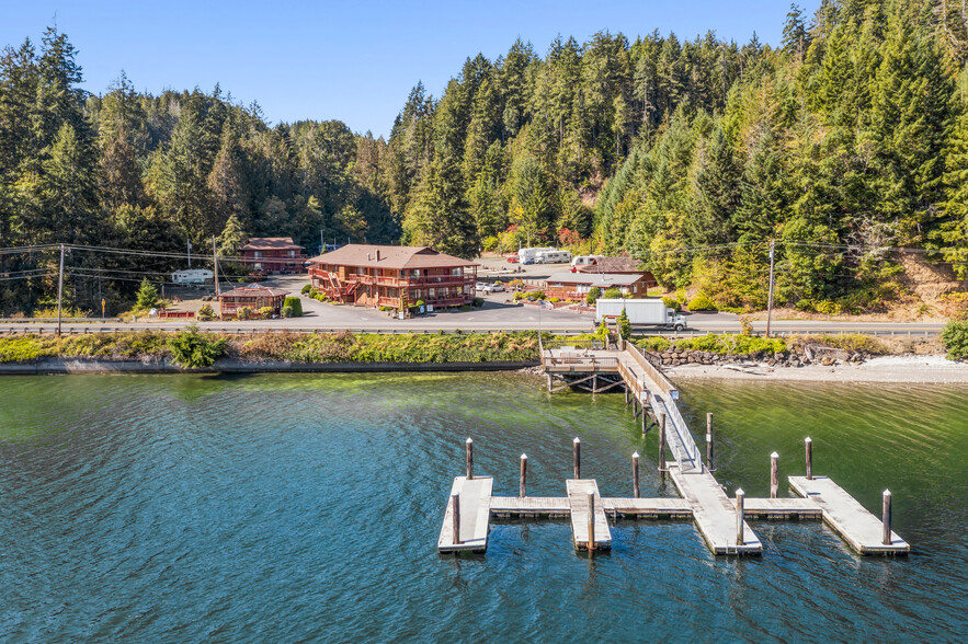 25381 N US Highway 101, Hoodsport, WA for sale - Primary Photo - Image 1 of 1