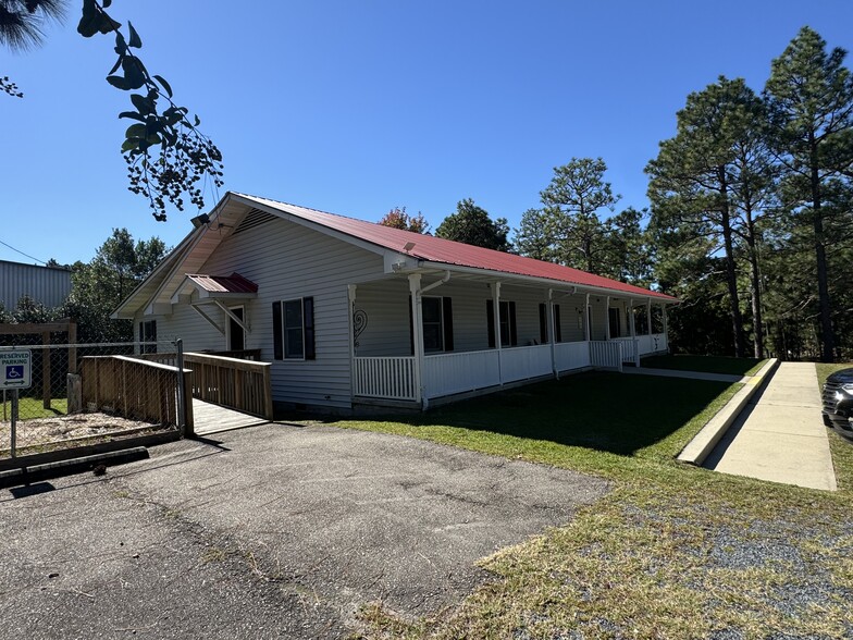 3571 Carthage Rd, West End, NC for lease - Primary Photo - Image 1 of 10