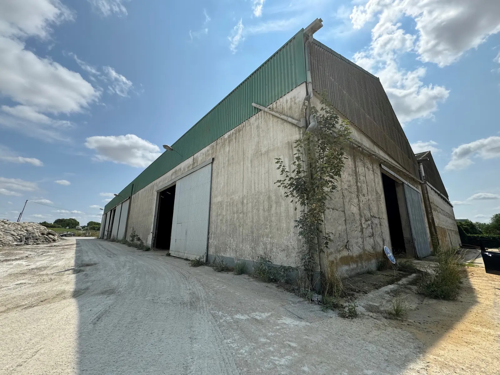 Industrial in CAUREL for lease Building Photo- Image 1 of 3