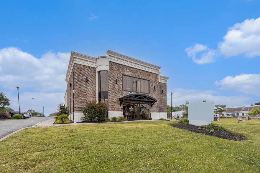 1207-1217 Fayette Street portfolio of 2 properties for sale on LoopNet.com - Building Photo - Image 3 of 58