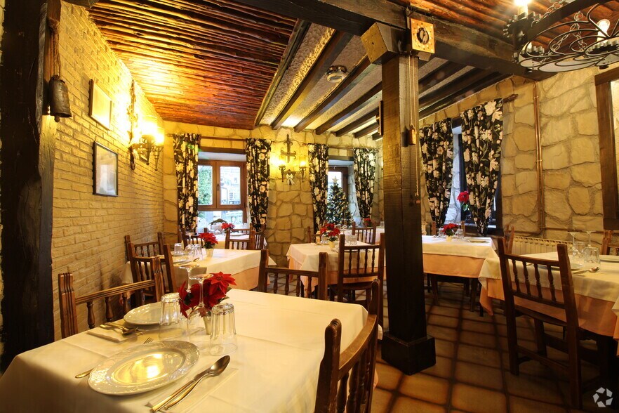 Multifamily in Rascafría, Madrid for sale - Building Photo - Image 2 of 5