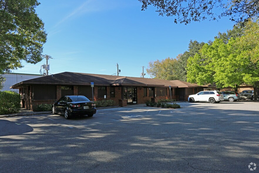 4325 Highland Park Blvd, Lakeland, FL 33813