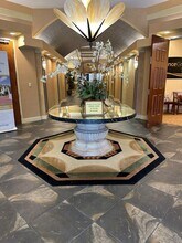 2000 Webber St, Sarasota, FL for lease Lobby- Image 1 of 7