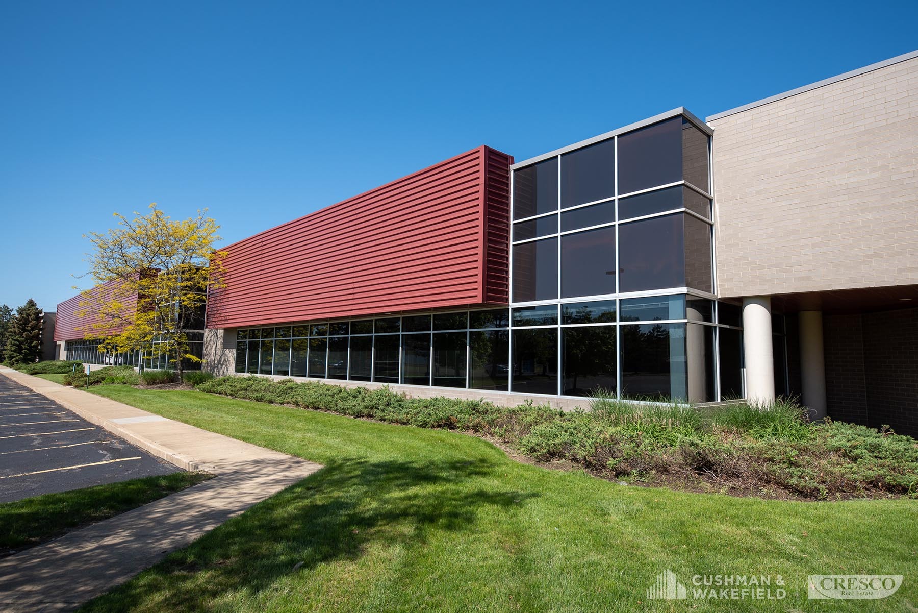 30825 Aurora Rd, Solon, OH for lease Building Photo- Image 1 of 2