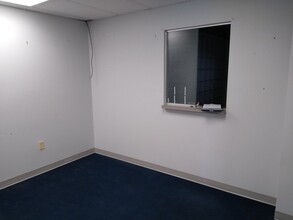 500 S University Ave, Little Rock, AR for lease Interior Photo- Image 1 of 5