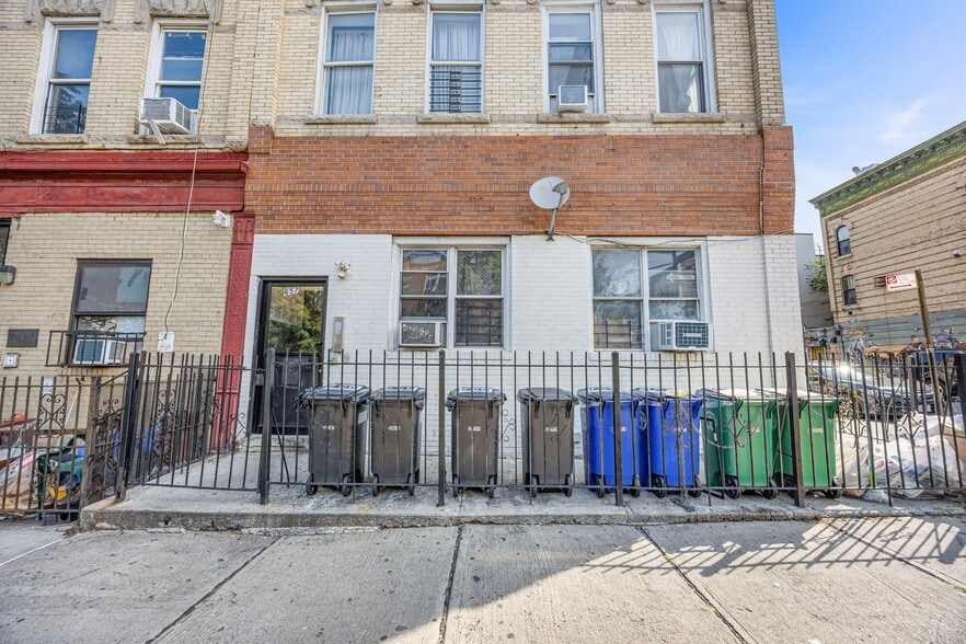 657 Knickerbocker Ave, Brooklyn, NY for sale - Building Photo - Image 3 of 22