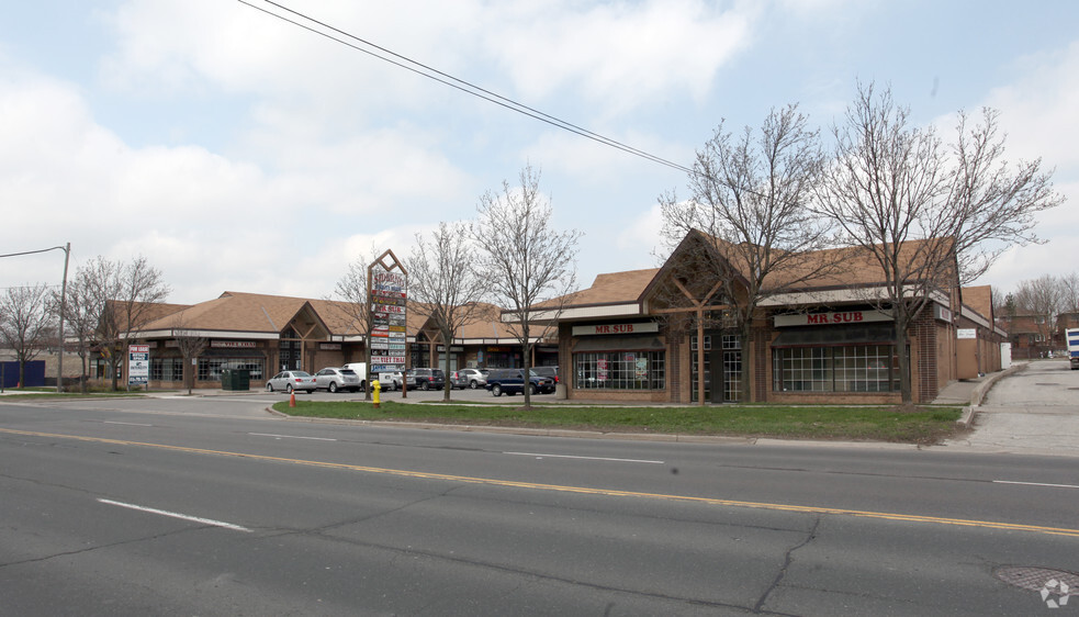 2354 Major Mackenzie Dr, Vaughan, ON for lease - Building Photo - Image 2 of 3