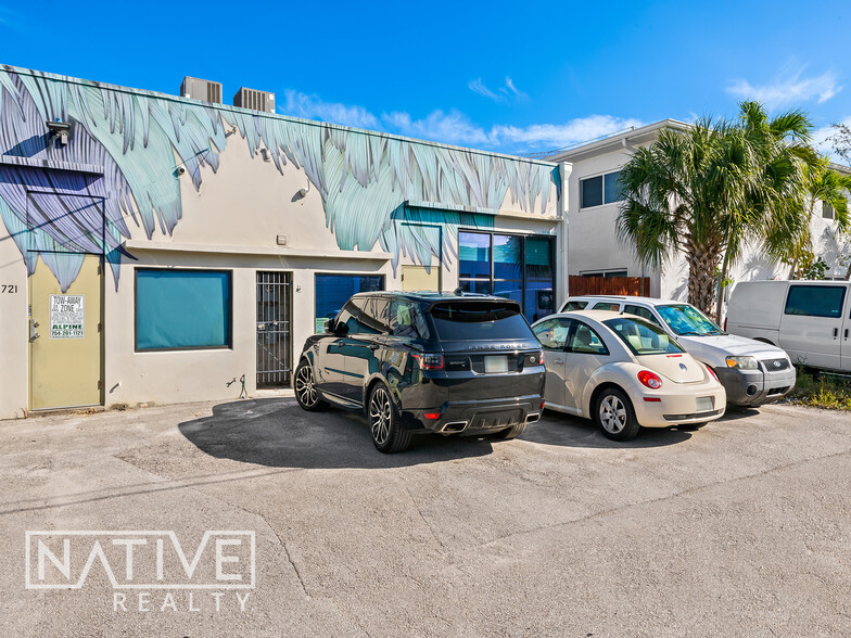 719-721 NE 2nd Ave, Fort Lauderdale, FL for lease - Building Photo - Image 3 of 14