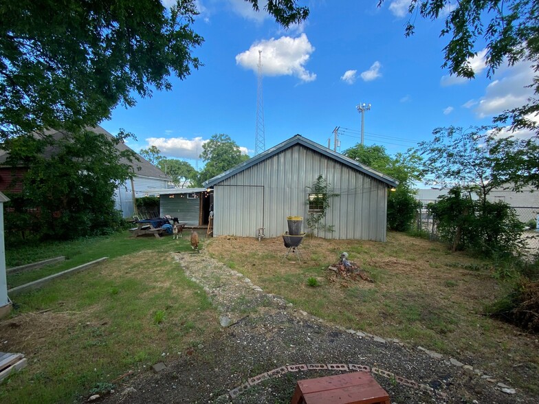 2911 Dawson St, Dallas, TX for sale - Building Photo - Image 3 of 5