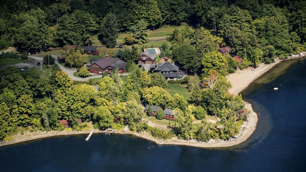 96 Furnance Point Ln, Westport, NY for sale - Primary Photo - Image 1 of 1