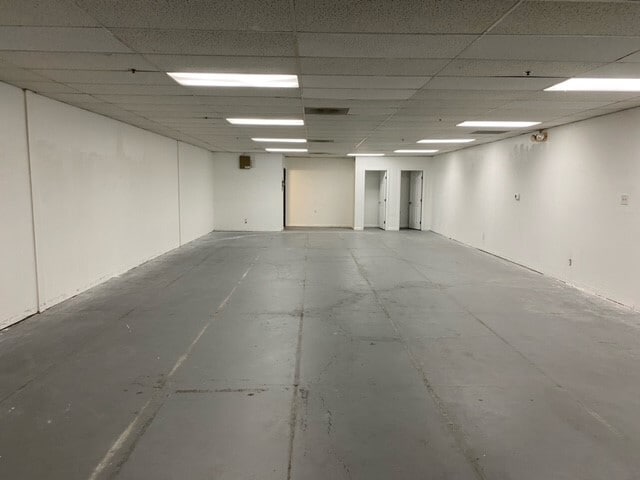 15903-15951 Hesperian Blvd, San Lorenzo, CA for lease - Interior Photo - Image 3 of 4