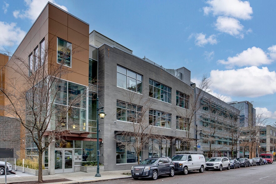 219 Terry Ave N, Seattle, WA for lease - Building Photo - Image 2 of 3