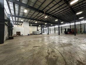 218 N Preston Ave, Pasadena, TX for lease Interior Photo- Image 2 of 4