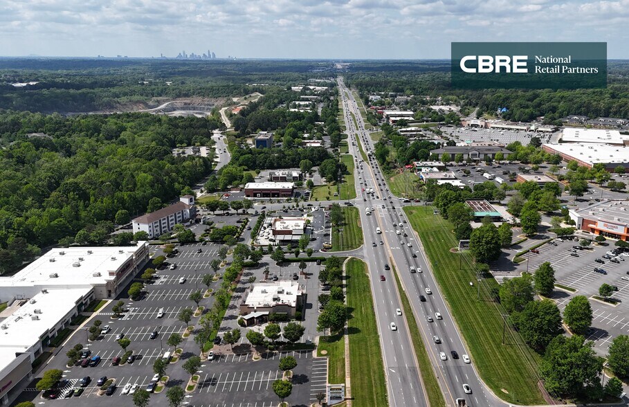 9920-10056 E Independence Blvd, Matthews, NC for sale - Building Photo - Image 3 of 6