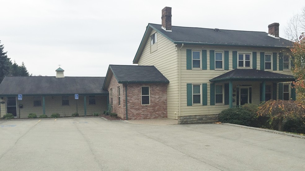 100 Sandune Dr, Plum, PA for lease - Primary Photo - Image 1 of 29