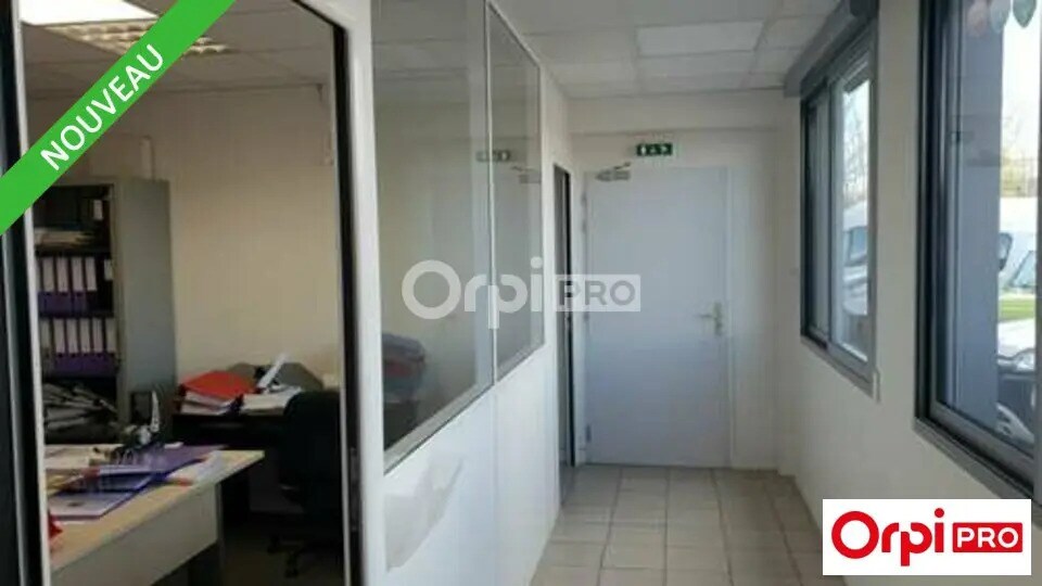 Office in Valence for lease - Interior Photo - Image 2 of 3