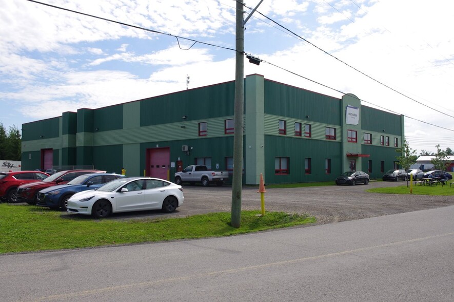 31 Rue De La Coopérative, Rigaud, QC for lease - Building Photo - Image 2 of 13