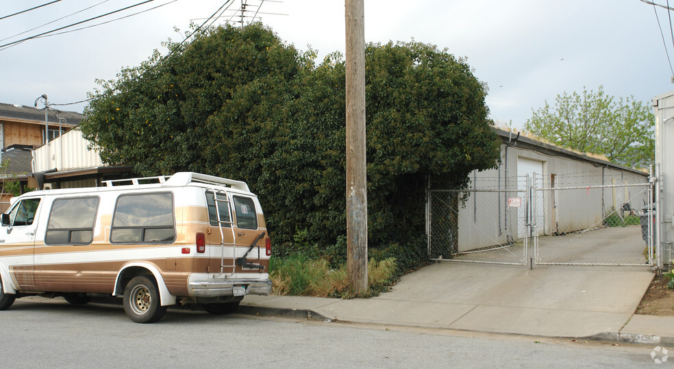 8271 Forest St, Gilroy, CA for sale - Building Photo - Image 2 of 3