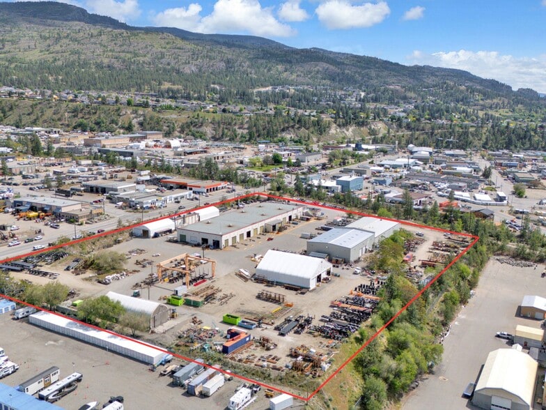 575 Page Av, Penticton, BC for sale - Primary Photo - Image 1 of 15