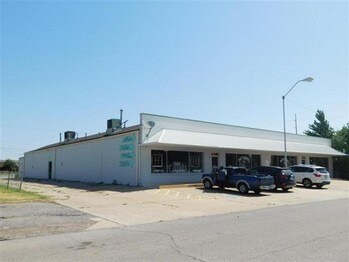 121 SW B Ave, Lawton, OK for sale Primary Photo- Image 1 of 2