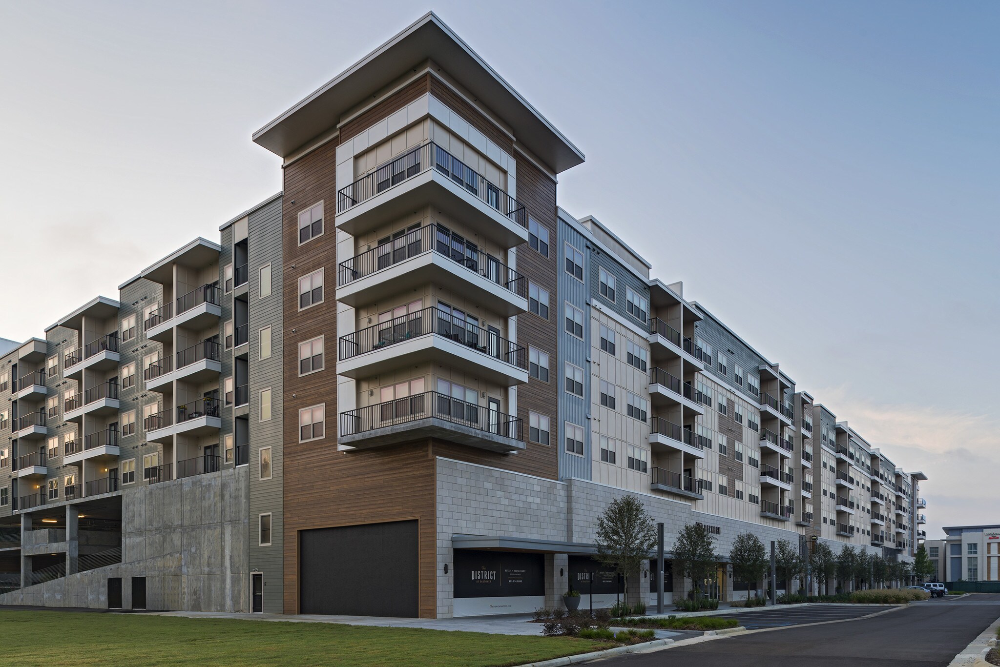 1200 Eastover Dr, Jackson, MS 39211 The District at Eastover (Retail