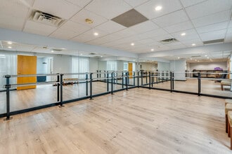 1 Elm Sq, Andover, MA for lease Building Photo- Image 1 of 18