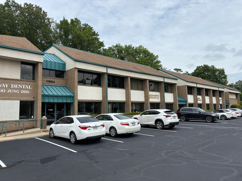11860-11864 Sunrise Valley Dr, Reston, VA for sale - Building Photo - Image 2 of 13