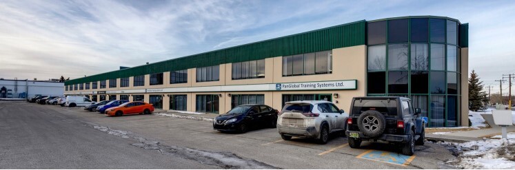 1339 40th Ave NE, Calgary, AB for lease - Building Photo - Image 2 of 5